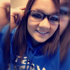 Meet your Posher, Rebecca